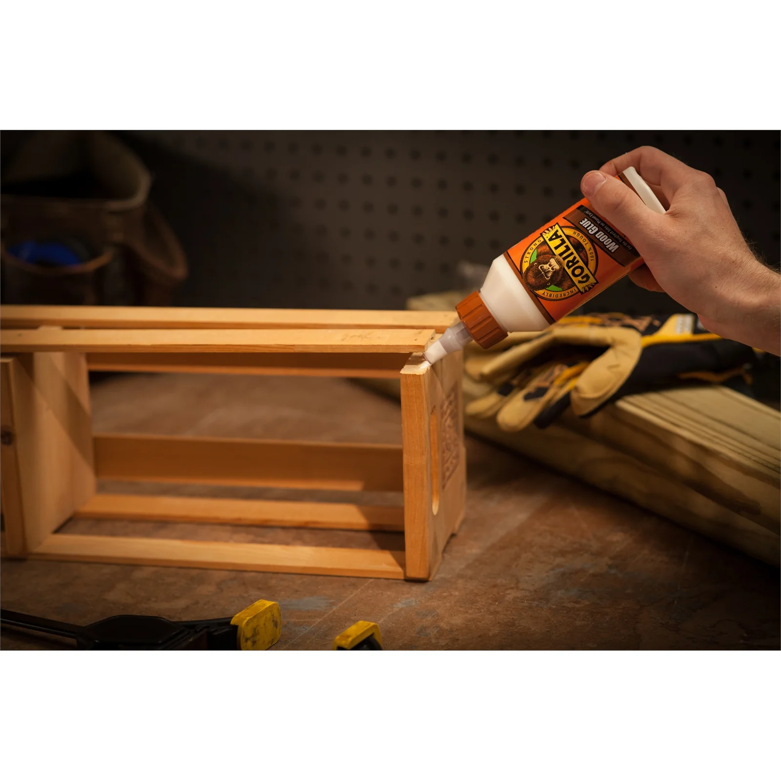 Gorilla Wood Glue Indoor and Outdoor Easy Applicator Bottle 236ml - Image 2